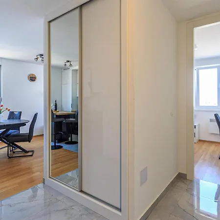 Apartament Stunning In With Wifi *